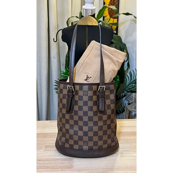 Louis Vuitton Damier Marais PM Bucket Bag - Picture 1 of 16
